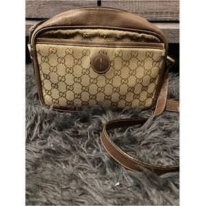 Authentic Pre-loved Vintage Gucci Crossbody Bag